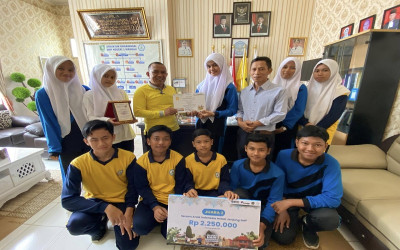 Prestasi SMPN 1 Mandau Juara 2 Lomba Senam Anak Indonesia Hebat Jenjang SMP tingkat Provinsi Riau.